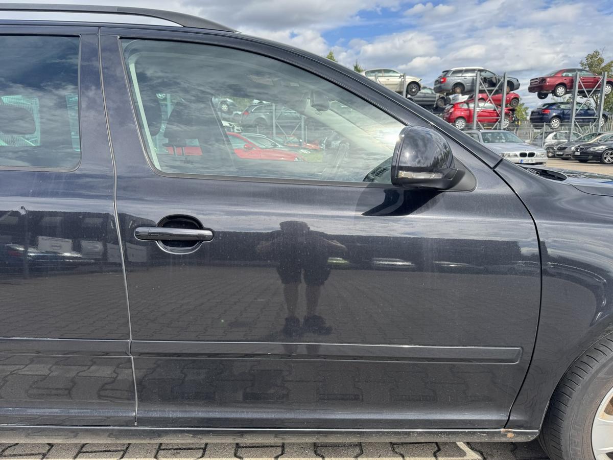 Skoda Octavia 2 original T&uuml;r vorn rechts 9910 Schwarzmetallic Rohbau Bj.2009
